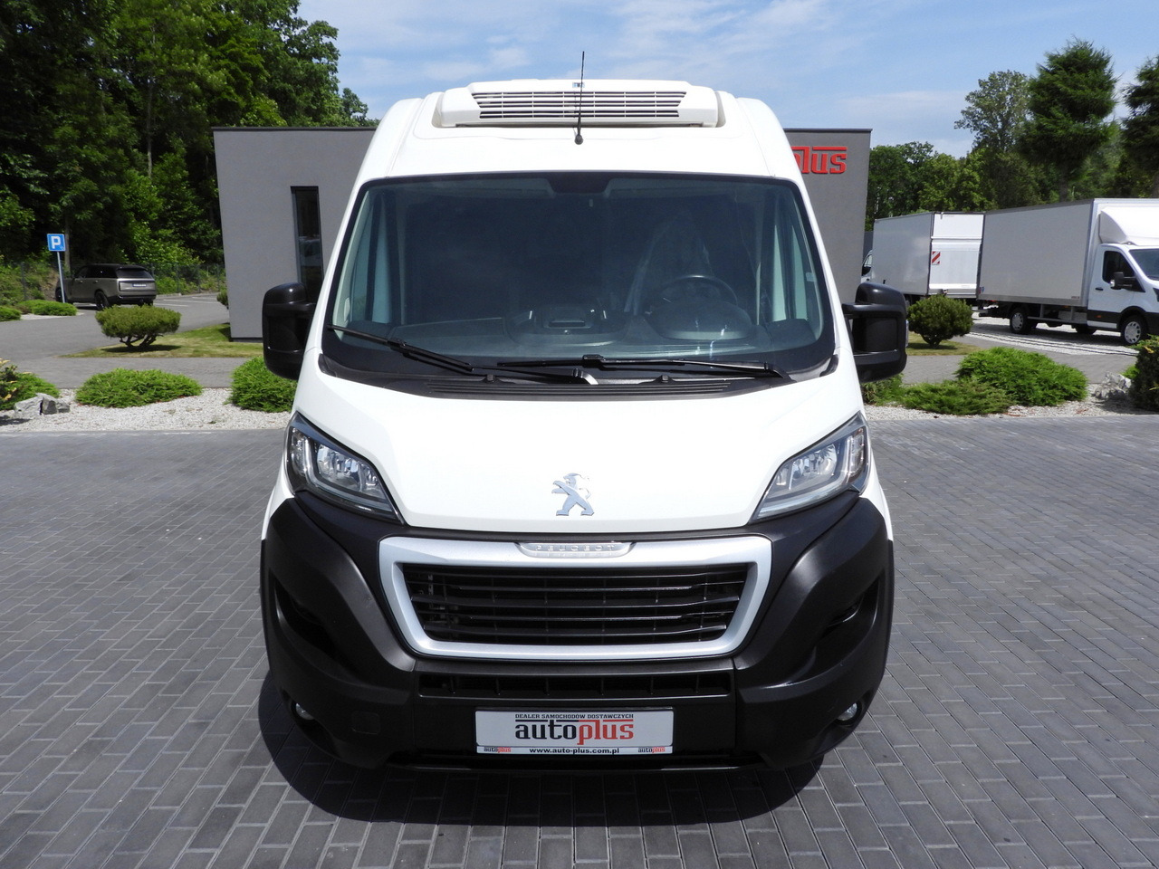 PEUGEOT BOXER REFRIGERATOR VAN -10*C CRUISE CONTROL AIR CONDITIONING 130HP - Koelwagen: afbeelding 5 PEUGEOT BOXER REFRIGERATOR VAN -10*C CRUISE CONTROL AIR CONDITIONING 130HP - Koelwagen: afbeelding 5