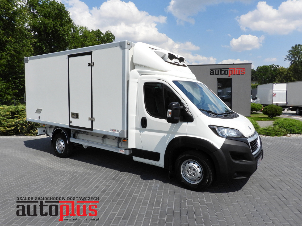 PEUGEOT BOXER REGRIGERATOR BOX 0*C 8 PALLETS CRUISE CONTROL LED LIGHTS AIR CONDITIONING  165HP - Koelwagen: afbeelding 1 PEUGEOT BOXER REGRIGERATOR BOX 0*C 8 PALLETS CRUISE CONTROL LED LIGHTS AIR CONDITIONING  165HP - Koelwagen: afbeelding 1