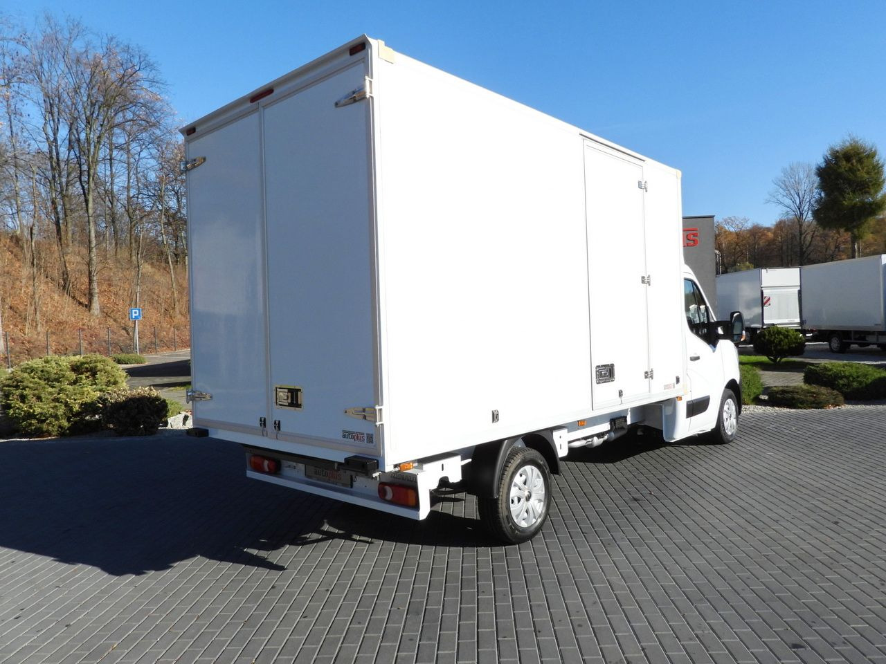 RENAULT MASTER BOX 8 PALLETS CRUISE CONTROL NAVIGATION LED LIGHTS AIR CONDITIONING 145HP - Bestelwagen gesloten laadbak: afbeelding 3 RENAULT MASTER BOX 8 PALLETS CRUISE CONTROL NAVIGATION LED LIGHTS AIR CONDITIONING 145HP - Bestelwagen gesloten laadbak: afbeelding 3
