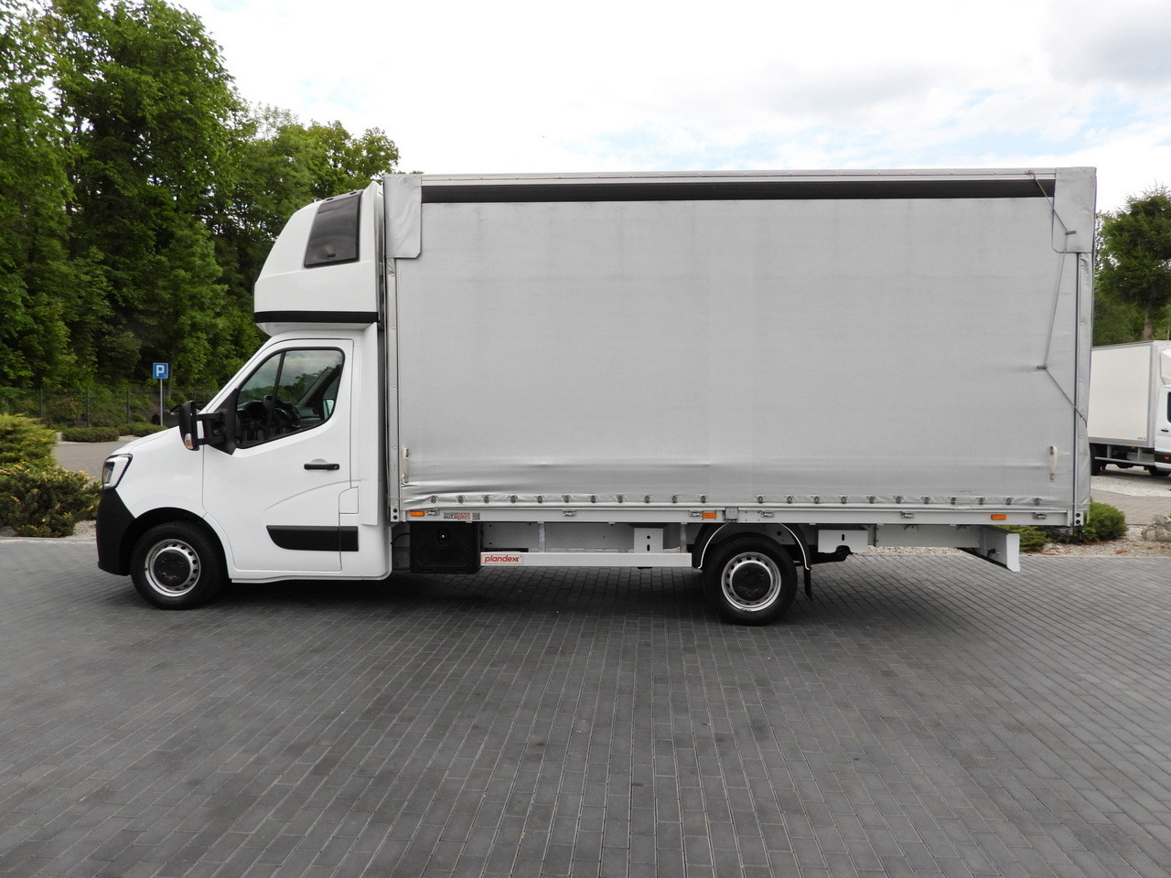 Huifzeil bedrijfswagen RENAULT MASTER TARPAULIN 10 PALLETS CRUISE CONTROL LED LIGHTS PNEUMATICS AIR CONDITIONING 165HP: afbeelding 9 Huifzeil bedrijfswagen RENAULT MASTER TARPAULIN 10 PALLETS CRUISE CONTROL LED LIGHTS PNEUMATICS AIR CONDITIONING 165HP: afbeelding 9