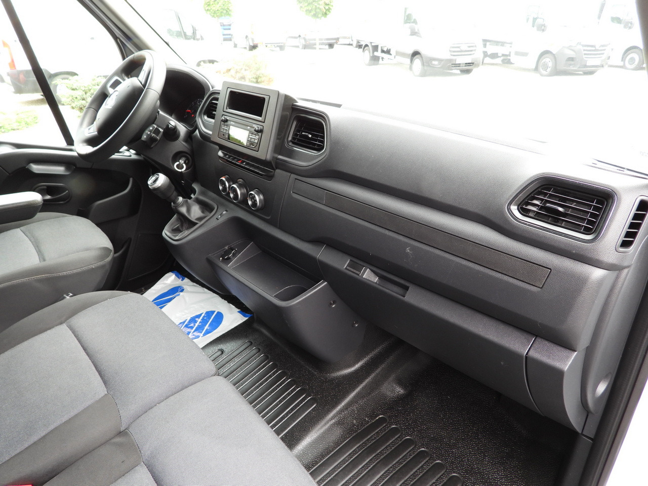 Huifzeil bedrijfswagen RENAULT MASTER TARPAULIN 10 PALLETS CRUISE CONTROL LED LIGHTS PNEUMATICS AIR CONDITIONING 165HP: afbeelding 41 Huifzeil bedrijfswagen RENAULT MASTER TARPAULIN 10 PALLETS CRUISE CONTROL LED LIGHTS PNEUMATICS AIR CONDITIONING 165HP: afbeelding 41