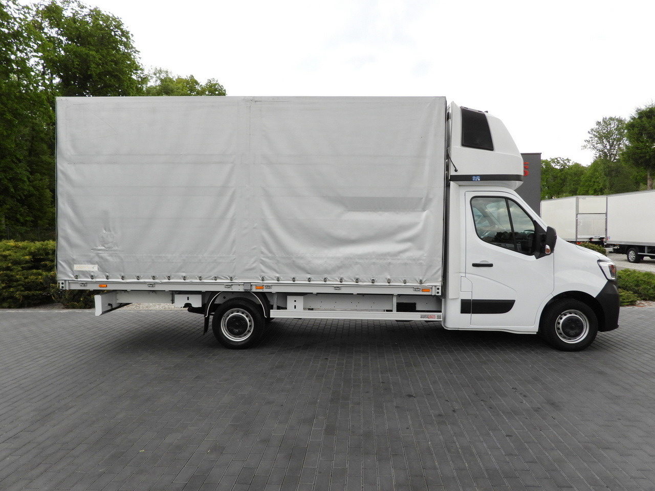 Huifzeil bedrijfswagen RENAULT MASTER TARPAULIN 10 PALLETS CRUISE CONTROL LED LIGHTS PNEUMATICS AIR CONDITIONING 165HP: afbeelding 7 Huifzeil bedrijfswagen RENAULT MASTER TARPAULIN 10 PALLETS CRUISE CONTROL LED LIGHTS PNEUMATICS AIR CONDITIONING 165HP: afbeelding 7