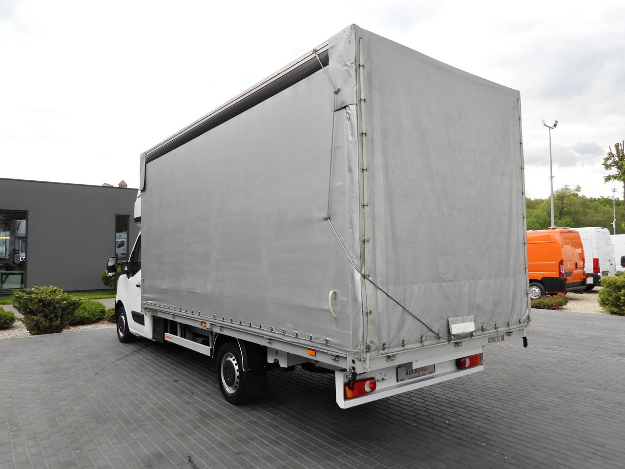 Huifzeil bedrijfswagen RENAULT MASTER TARPAULIN 10 PALLETS CRUISE CONTROL LED LIGHTS PNEUMATICS AIR CONDITIONING 165HP: afbeelding 10 Huifzeil bedrijfswagen RENAULT MASTER TARPAULIN 10 PALLETS CRUISE CONTROL LED LIGHTS PNEUMATICS AIR CONDITIONING 165HP: afbeelding 10
