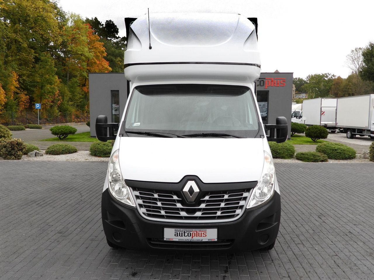 RENAULT MASTER TARPAULIN 10 PALLETS WEBASTO CRUISE CONTROL AIR CONDITIONING 170HP - Huifzeil bedrijfswagen: afbeelding 5 RENAULT MASTER TARPAULIN 10 PALLETS WEBASTO CRUISE CONTROL AIR CONDITIONING 170HP - Huifzeil bedrijfswagen: afbeelding 5