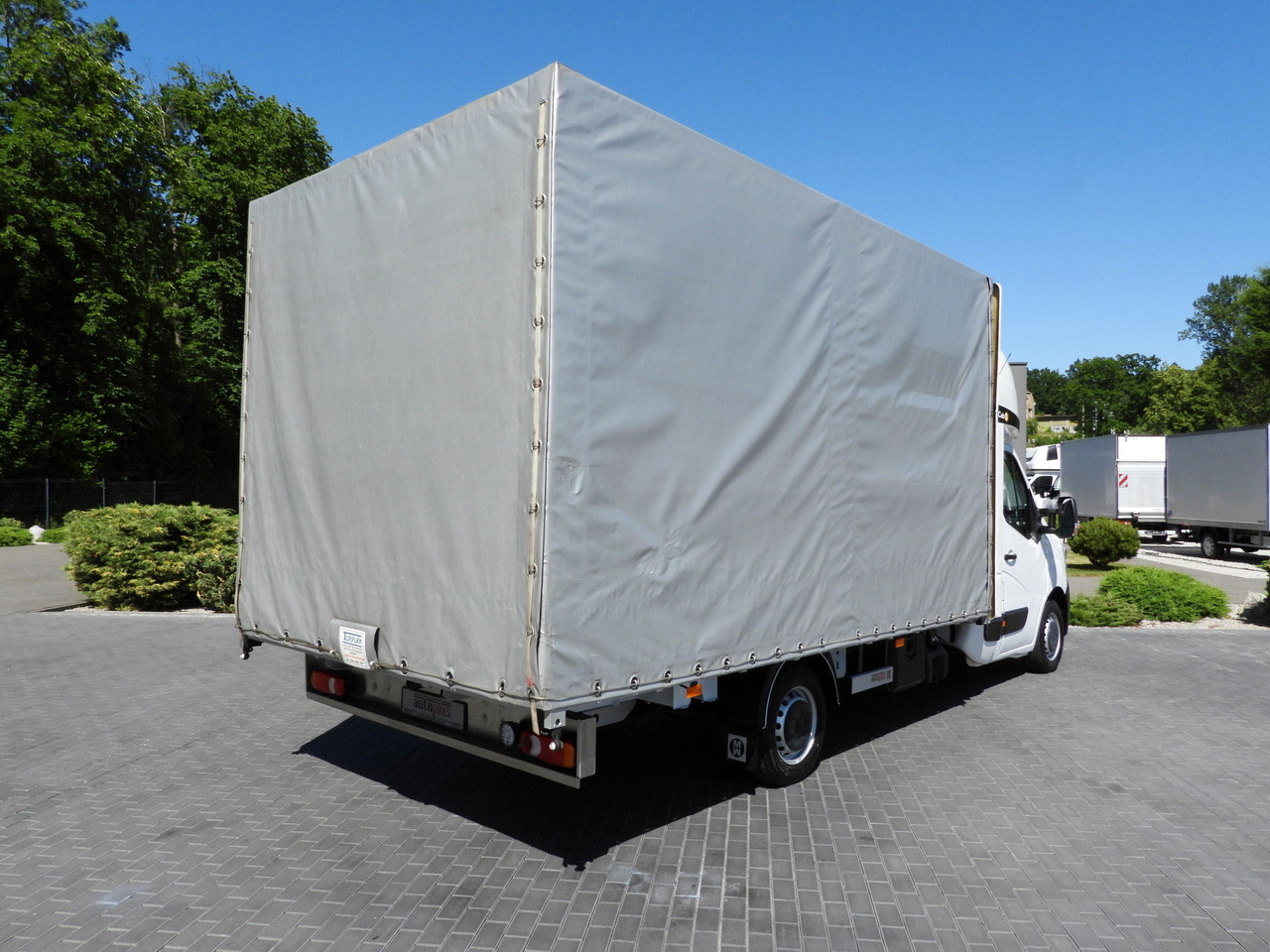 RENAULT MASTER TARPAULIN 10 PALLETS WEBASTO CRUISE CONTROL LED LIGHTS PNEUMATICS AIR CONDITIONING 165HP - Huifzeil bedrijfswagen: afbeelding 3 RENAULT MASTER TARPAULIN 10 PALLETS WEBASTO CRUISE CONTROL LED LIGHTS PNEUMATICS AIR CONDITIONING 165HP - Huifzeil bedrijfswagen: afbeelding 3