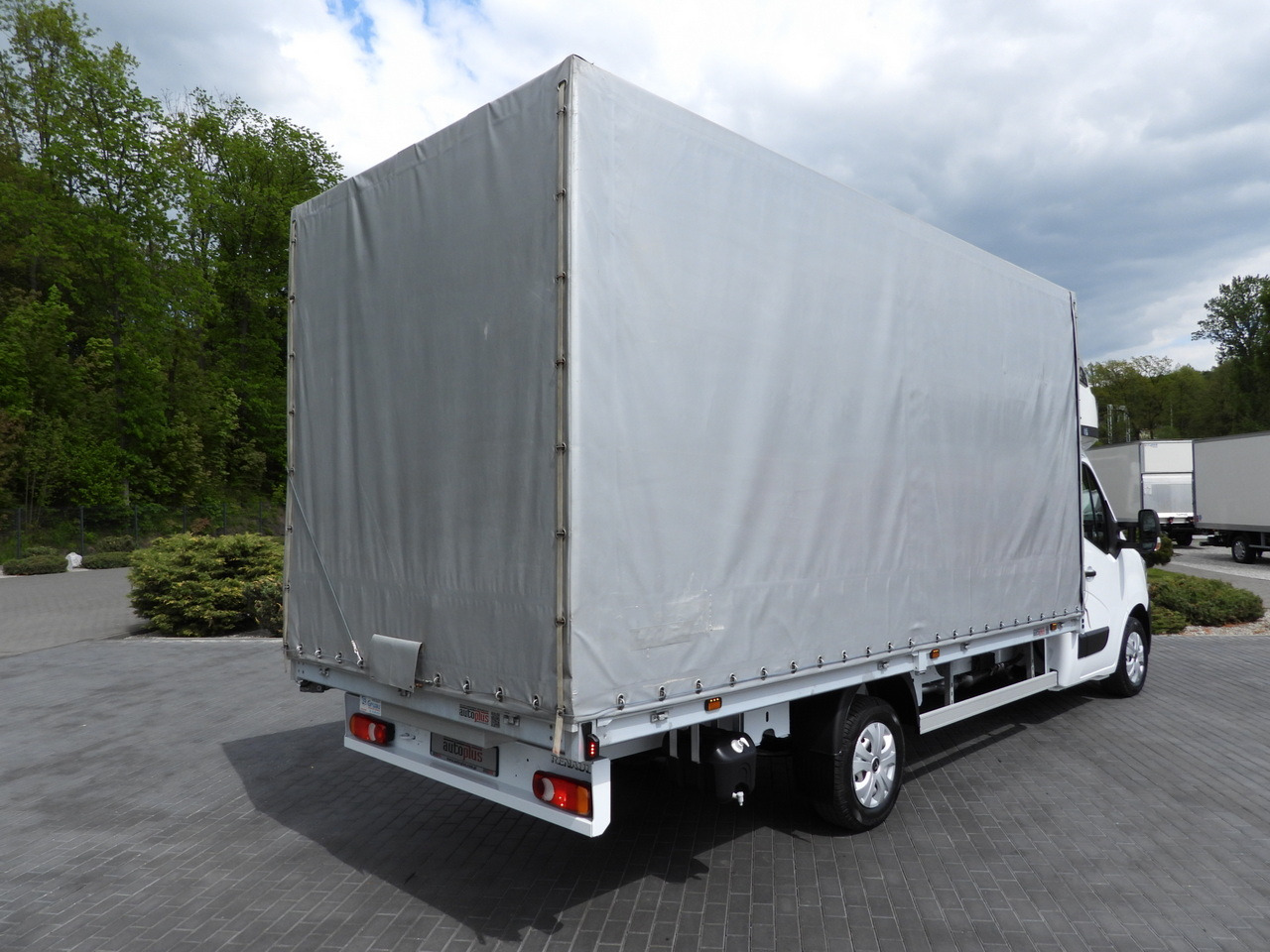 RENAULT MASTER TARPAULIN 10 PALLETS WEBASTO CRUISE CONTROL LED LIGHTS PNEUMATICS AIR CONDITIONING 165HP - Huifzeil bedrijfswagen: afbeelding 3 RENAULT MASTER TARPAULIN 10 PALLETS WEBASTO CRUISE CONTROL LED LIGHTS PNEUMATICS AIR CONDITIONING 165HP - Huifzeil bedrijfswagen: afbeelding 3