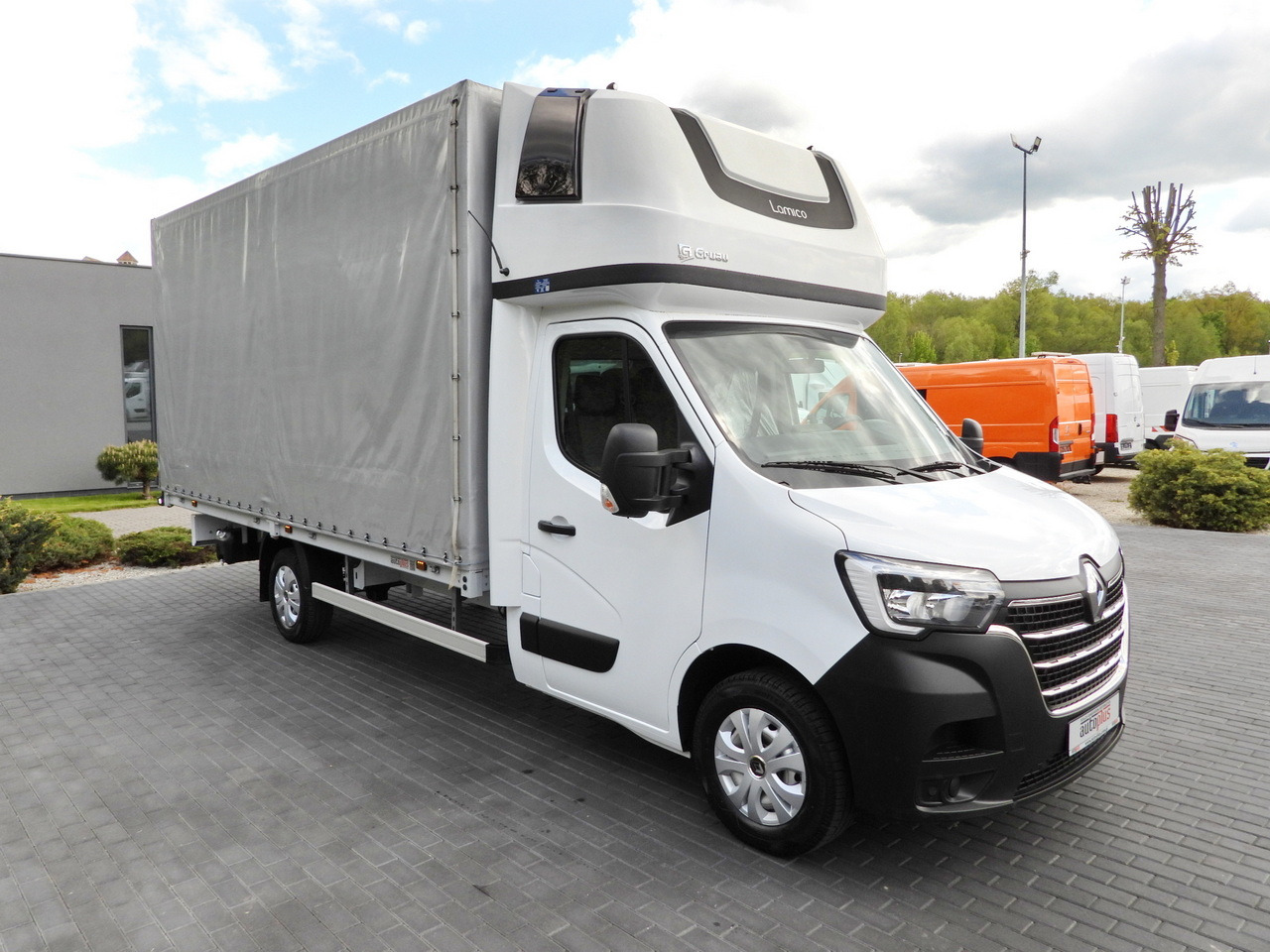 RENAULT MASTER TARPAULIN 10 PALLETS WEBASTO CRUISE CONTROL LED LIGHTS PNEUMATICS AIR CONDITIONING 165HP - Huifzeil bedrijfswagen: afbeelding 4 RENAULT MASTER TARPAULIN 10 PALLETS WEBASTO CRUISE CONTROL LED LIGHTS PNEUMATICS AIR CONDITIONING 165HP - Huifzeil bedrijfswagen: afbeelding 4