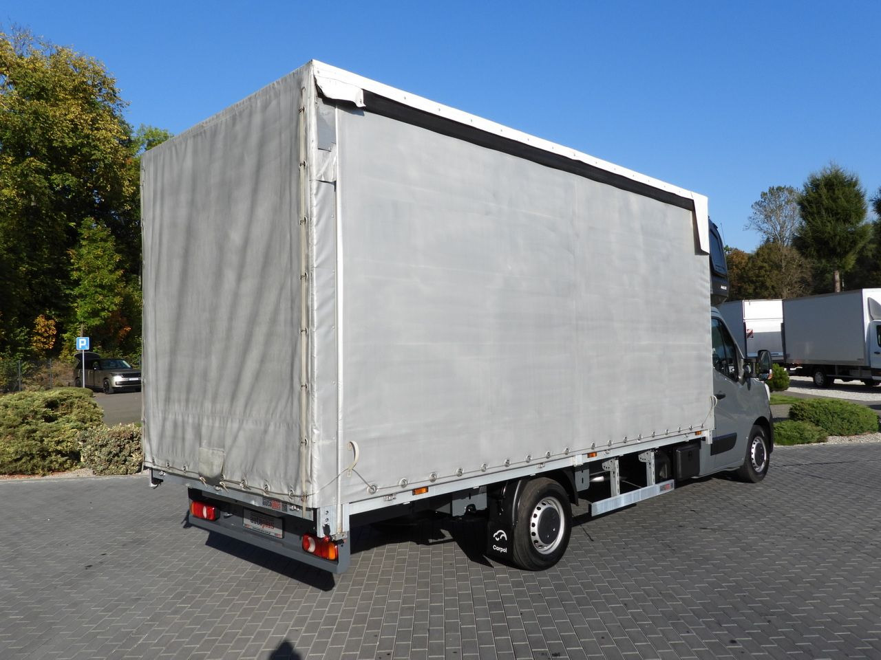 RENAULT MASTER TARPAULIN 10 PALLETS WEBASTO CRUISE CONTROL LED LIGHTS PNEUMATICS AIR CONDITIONING 165HP - Huifzeil bedrijfswagen: afbeelding 3 RENAULT MASTER TARPAULIN 10 PALLETS WEBASTO CRUISE CONTROL LED LIGHTS PNEUMATICS AIR CONDITIONING 165HP - Huifzeil bedrijfswagen: afbeelding 3