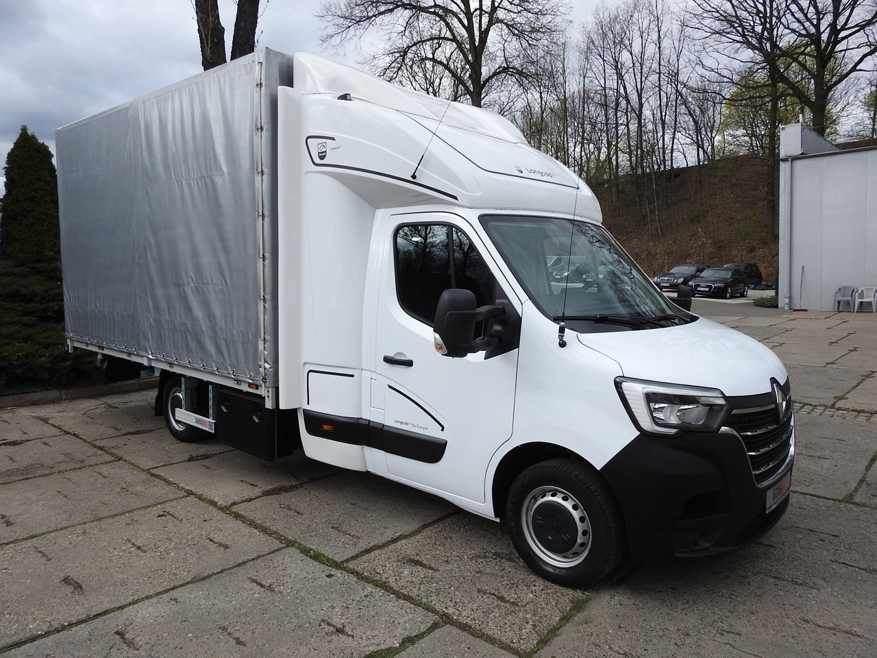 RENAULT MASTER TARPAULIN 10 PALLETS WEBASTO CRUISE CONTROL NAVIGATION AIR CONDITIONING LED LIGHTS PNEUMATICS 165HP - Huifzeil bedrijfswagen: afbeelding 4 RENAULT MASTER TARPAULIN 10 PALLETS WEBASTO CRUISE CONTROL NAVIGATION AIR CONDITIONING LED LIGHTS PNEUMATICS 165HP - Huifzeil bedrijfswagen: afbeelding 4
