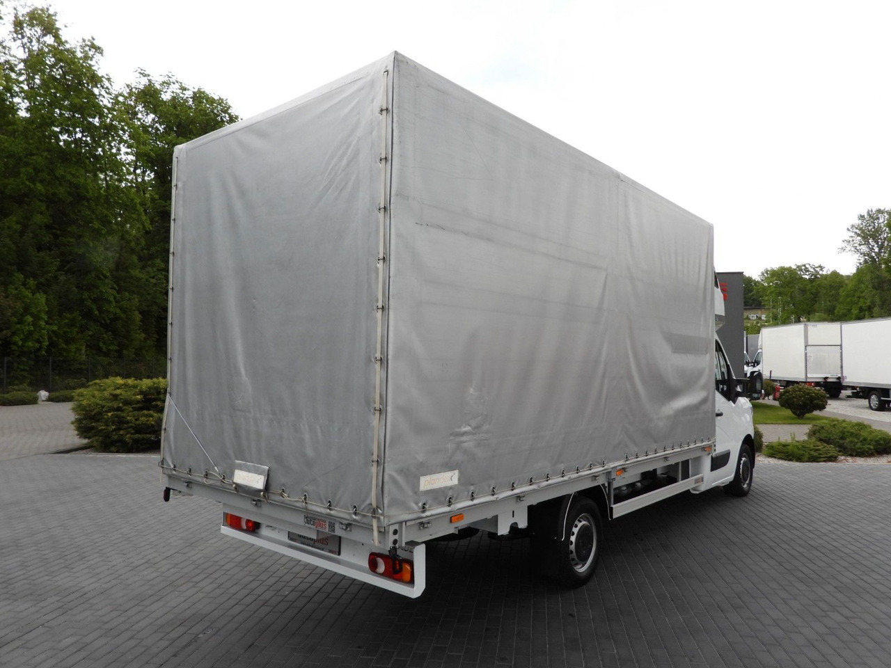 Renault MASTER PRITSCHE PLANE 10 PALETTEN TEMPOMAT A/C - Huifzeil bedrijfswagen: afbeelding 3 Renault MASTER PRITSCHE PLANE 10 PALETTEN TEMPOMAT A/C - Huifzeil bedrijfswagen: afbeelding 3