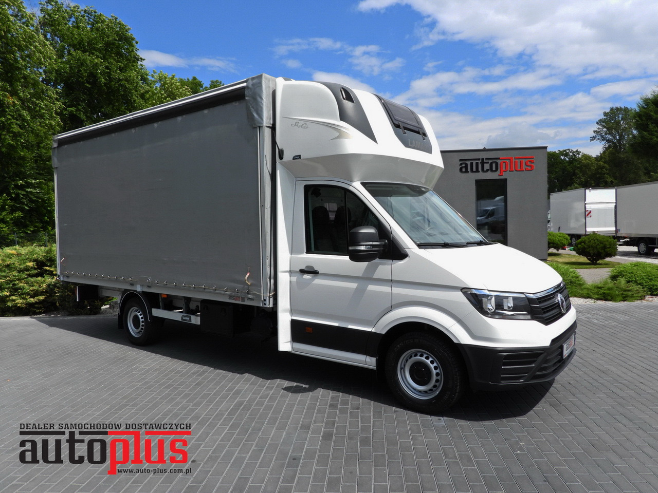 VOLKSWAGEN CRAFTER TARPAULIN 10 PALLETS WEBASTO CRUISE CONTROL AIR CONDITIONING 180HP - Huifzeil bedrijfswagen: afbeelding 1 VOLKSWAGEN CRAFTER TARPAULIN 10 PALLETS WEBASTO CRUISE CONTROL AIR CONDITIONING 180HP - Huifzeil bedrijfswagen: afbeelding 1