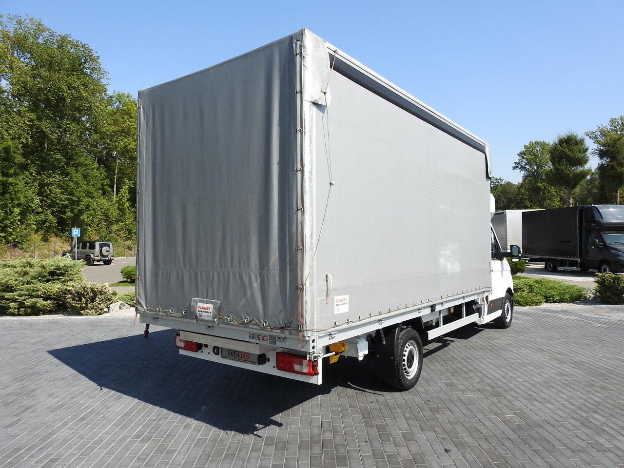 VOLKSWAGEN CRAFTER TARPAULIN 10 PALLETS WEBASTO CRUISE CONTROL AIR CONDITIONING LED LIGHTS 180HP - Huifzeil bedrijfswagen: afbeelding 3 VOLKSWAGEN CRAFTER TARPAULIN 10 PALLETS WEBASTO CRUISE CONTROL AIR CONDITIONING LED LIGHTS 180HP - Huifzeil bedrijfswagen: afbeelding 3