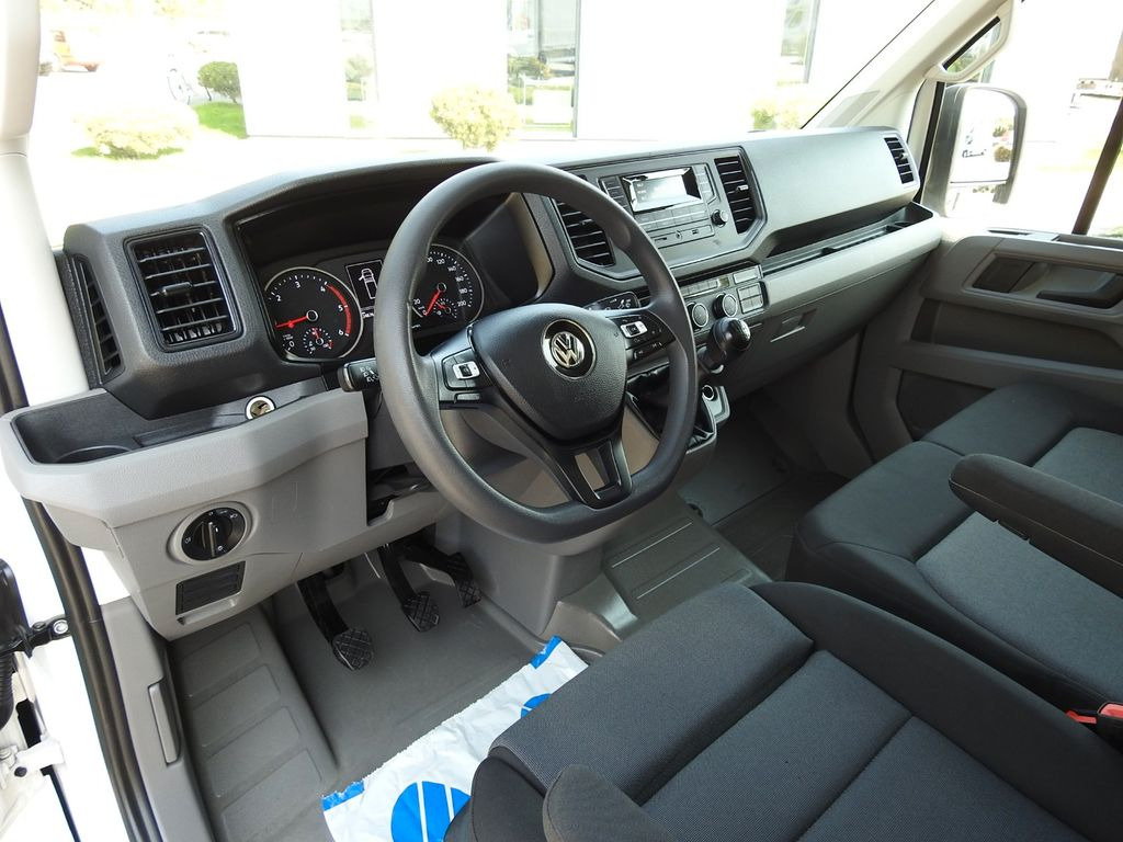 Volkswagen CRAFTER PRITSCHE PLANE 10 PALETTEN WEBASTO - Huifzeil bedrijfswagen: afbeelding 2 Volkswagen CRAFTER PRITSCHE PLANE 10 PALETTEN WEBASTO - Huifzeil bedrijfswagen: afbeelding 2