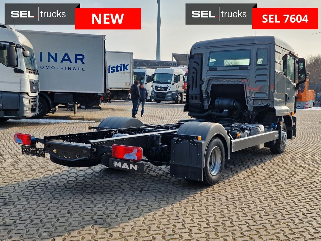 MAN TGL 8.250 4x2 BB / Nebenabtrieb/NEU/Euro 6E MAN TGL 8.250 4x2 BB / Nebenabtrieb/NEU/Euro 6E - Chassis vrachtwagen: afbeelding 5 MAN TGL 8.250 4x2 BB / Nebenabtrieb/NEU/Euro 6E MAN TGL 8.250 4x2 BB / Nebenabtrieb/NEU/Euro 6E - Chassis vrachtwagen: afbeelding 5