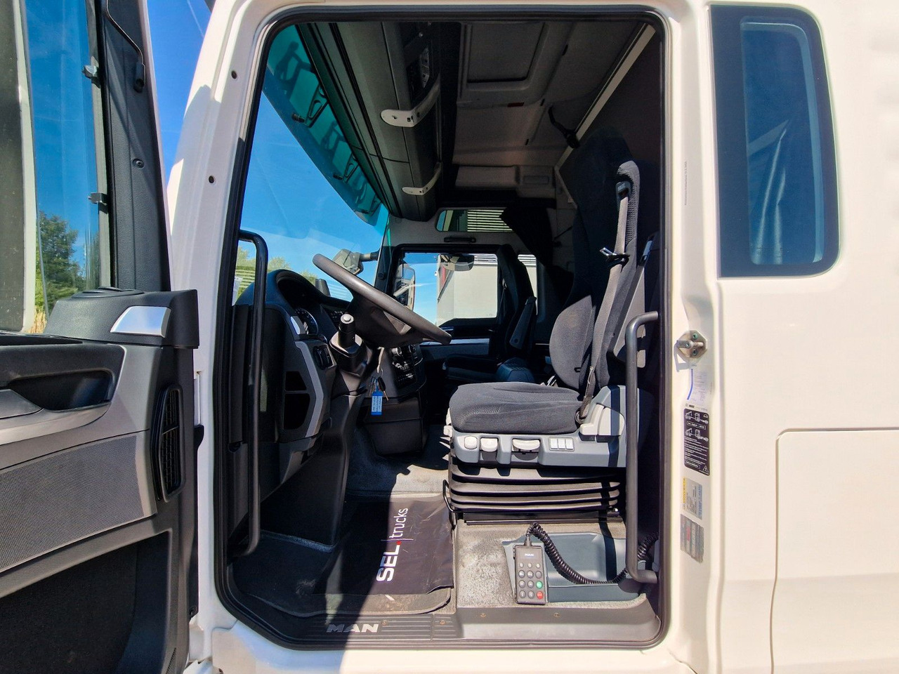 Bakwagen MAN TGX 24.400 6X2-2 LL-U / Intarder / Ldbw / Konvek: afbeelding 17