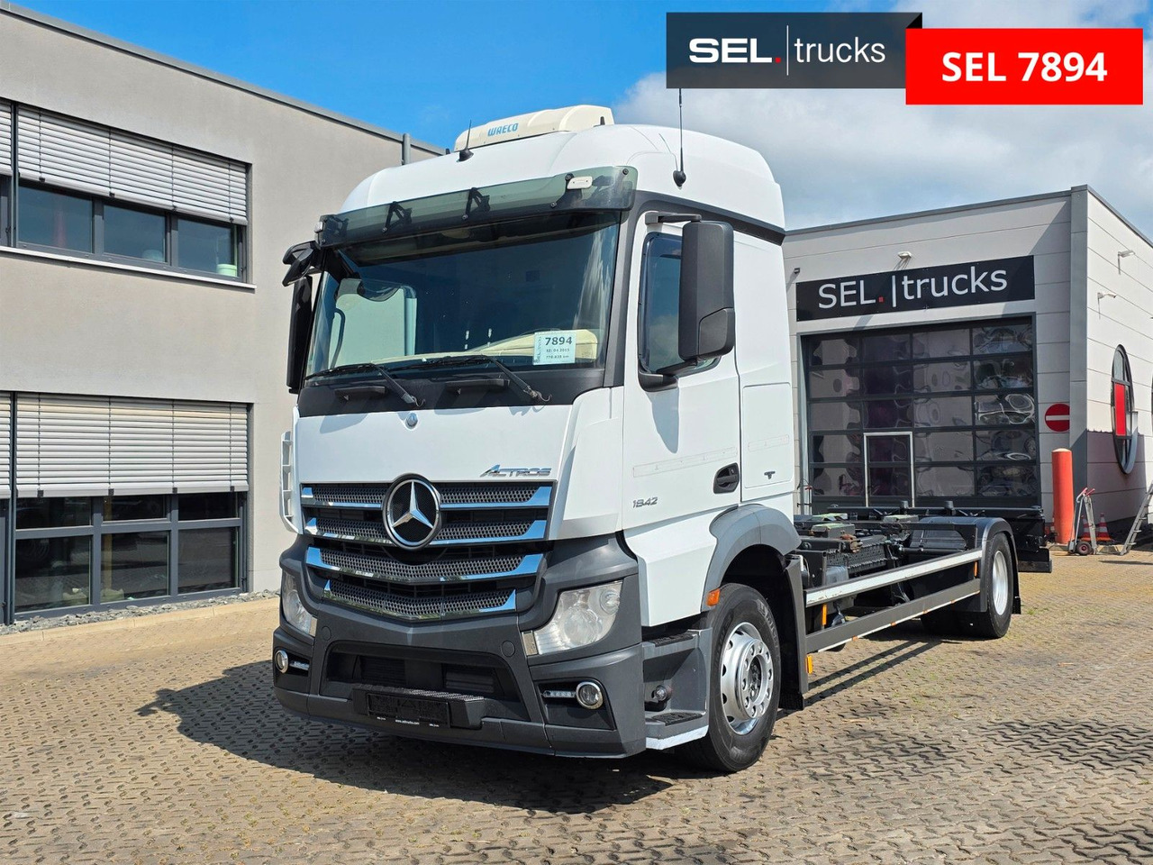 Mercedes-Benz Actros 1842 / Standklimaanlage - Containertransporter/ Wissellaadbak vrachtwagen: afbeelding 1 Mercedes-Benz Actros 1842 / Standklimaanlage - Containertransporter/ Wissellaadbak vrachtwagen: afbeelding 1