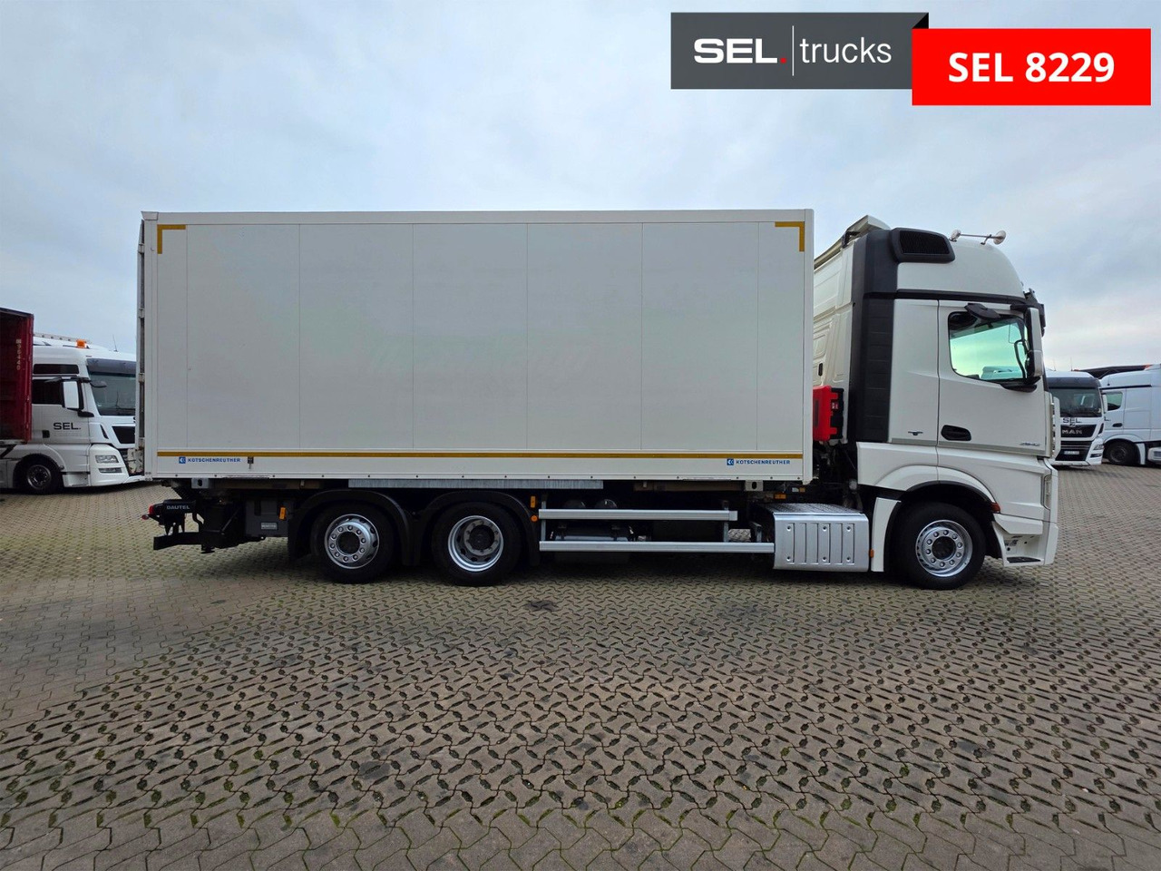Mercedes-Benz Actros 2542 / Standklima / Ldbw / Lenkachse - Containertransporter/ Wissellaadbak vrachtwagen: afbeelding 4 Mercedes-Benz Actros 2542 / Standklima / Ldbw / Lenkachse - Containertransporter/ Wissellaadbak vrachtwagen: afbeelding 4