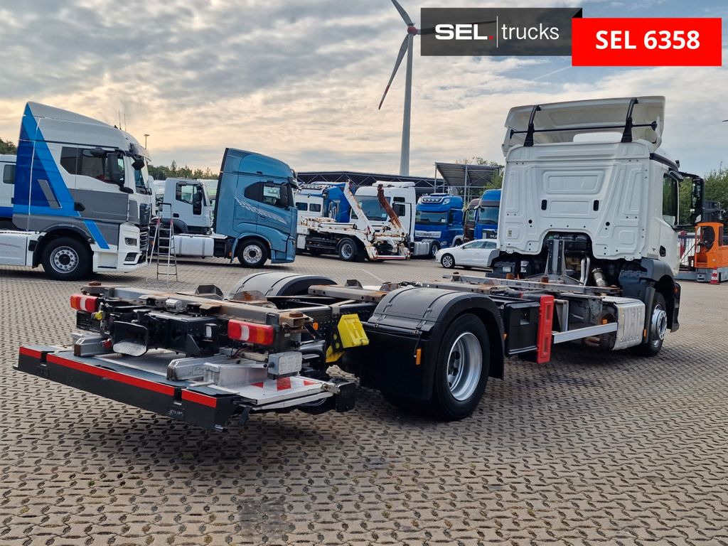 Mercedes-Benz Antos 1840 / Ladebordwand / Retarder Mercedes-Benz Antos 1840 / Ladebordwand / Retarder - Containertransporter/ Wissellaadbak vrachtwagen: afbeelding 5 Mercedes-Benz Antos 1840 / Ladebordwand / Retarder Mercedes-Benz Antos 1840 / Ladebordwand / Retarder - Containertransporter/ Wissellaadbak vrachtwagen: afbeelding 5