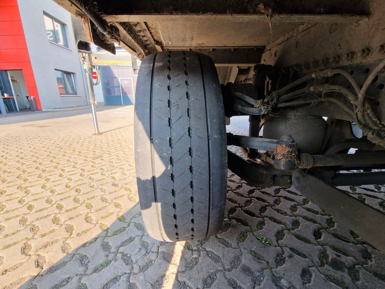 Kraanwagen Mercedes-Benz Antos 2540 / Fernbedienung / Lenkachse: afbeelding 30