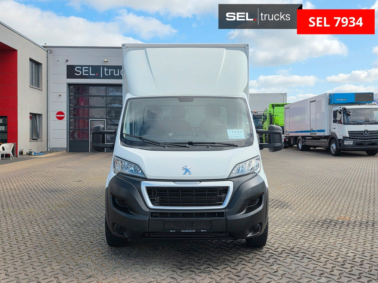 Peugeot Boxer / Ladebordwand / Klimaanlage / 3 Sitzen - Bestelwagen gesloten laadbak: afbeelding 2 Peugeot Boxer / Ladebordwand / Klimaanlage / 3 Sitzen - Bestelwagen gesloten laadbak: afbeelding 2