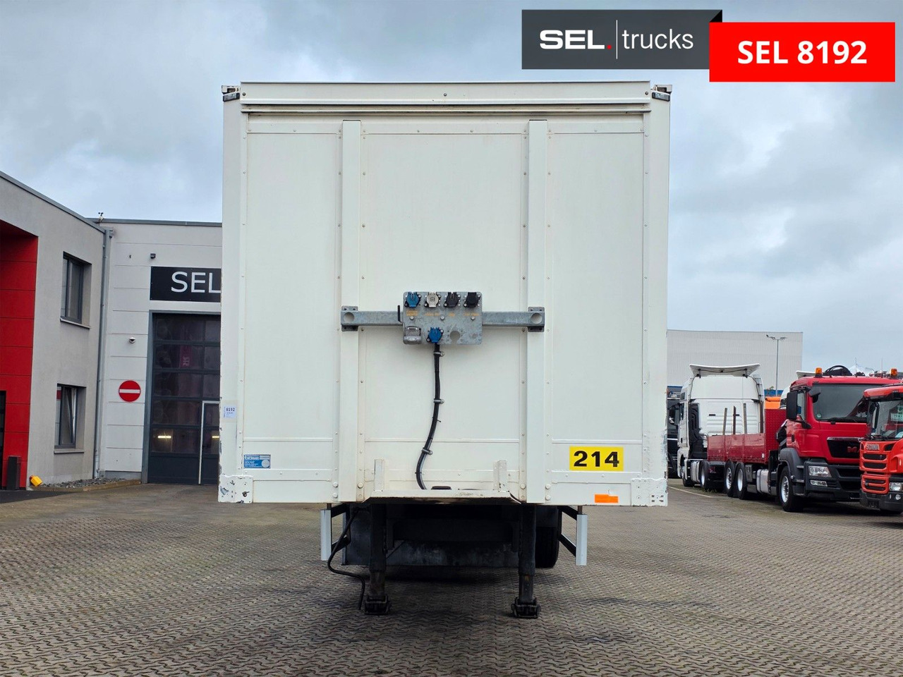 System Trailer PRSSL-24-1TRI / Ldbw / Lenkachse - Drankenwagen oplegger: afbeelding 2 System Trailer PRSSL-24-1TRI / Ldbw / Lenkachse - Drankenwagen oplegger: afbeelding 2