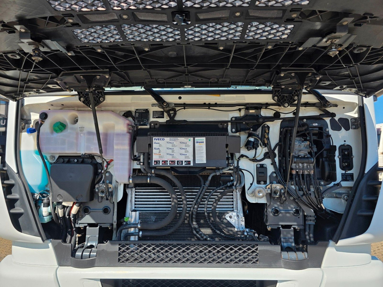 Trekker Iveco Stralis 420 / ZF Intarder: afbeelding 15 Trekker Iveco Stralis 420 / ZF Intarder: afbeelding 15