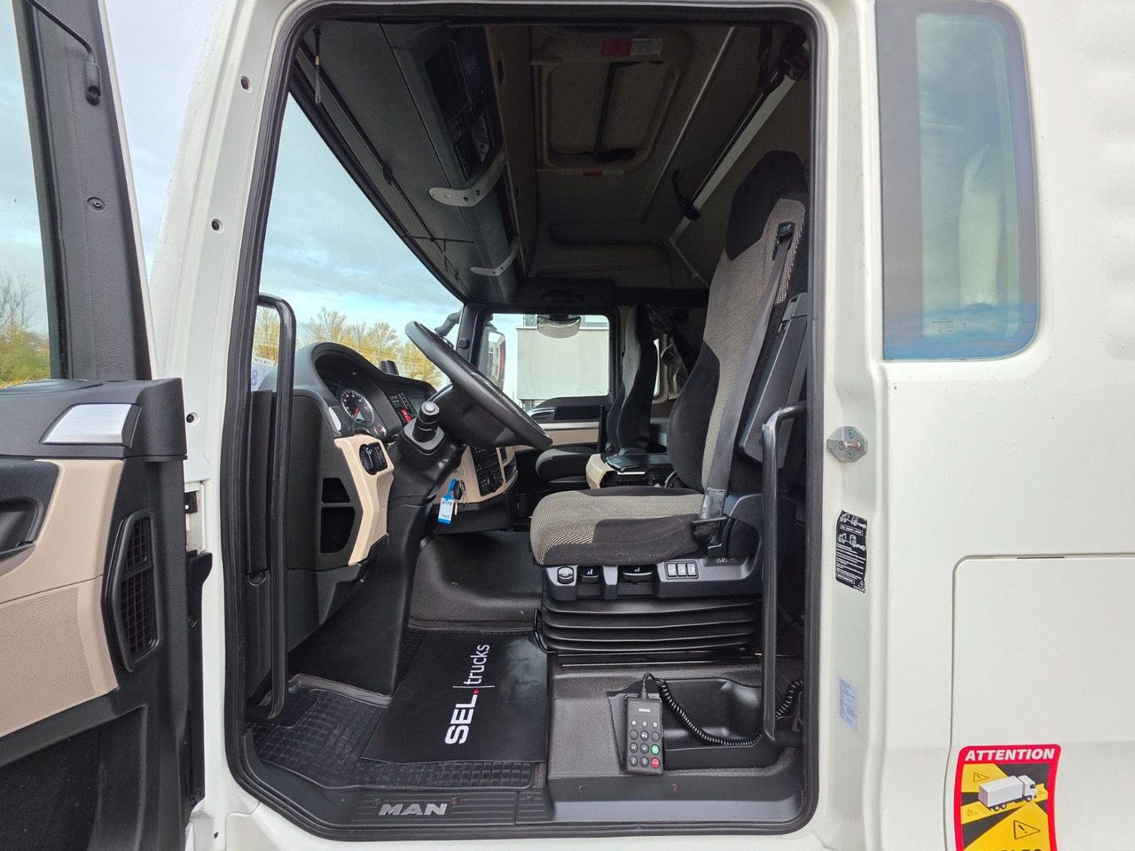 Trekker MAN TGX 18.460 4X2 BLS / Retarder / 2 Tanks: afbeelding 26