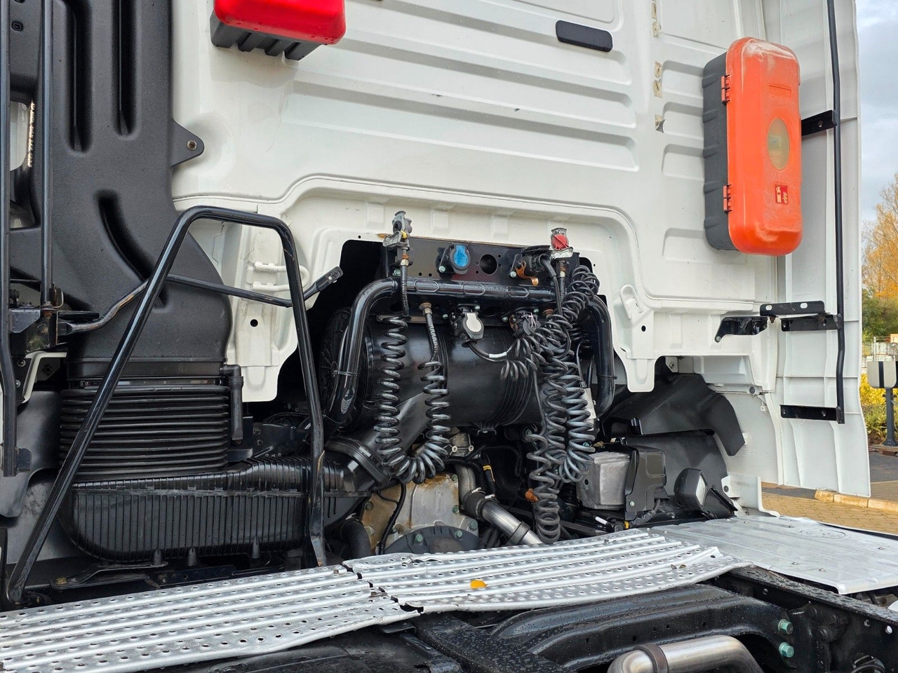 Trekker MAN TGX 18.460 4X2 BLS / Retarder / 2 Tanks: afbeelding 15