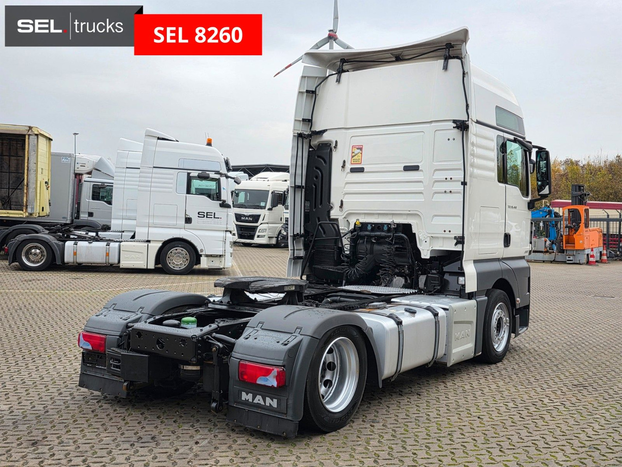 MAN TGX 18.460 4X2 LLS-U / Retarder / 2 Tanks - Trekker: afbeelding 5 MAN TGX 18.460 4X2 LLS-U / Retarder / 2 Tanks - Trekker: afbeelding 5
