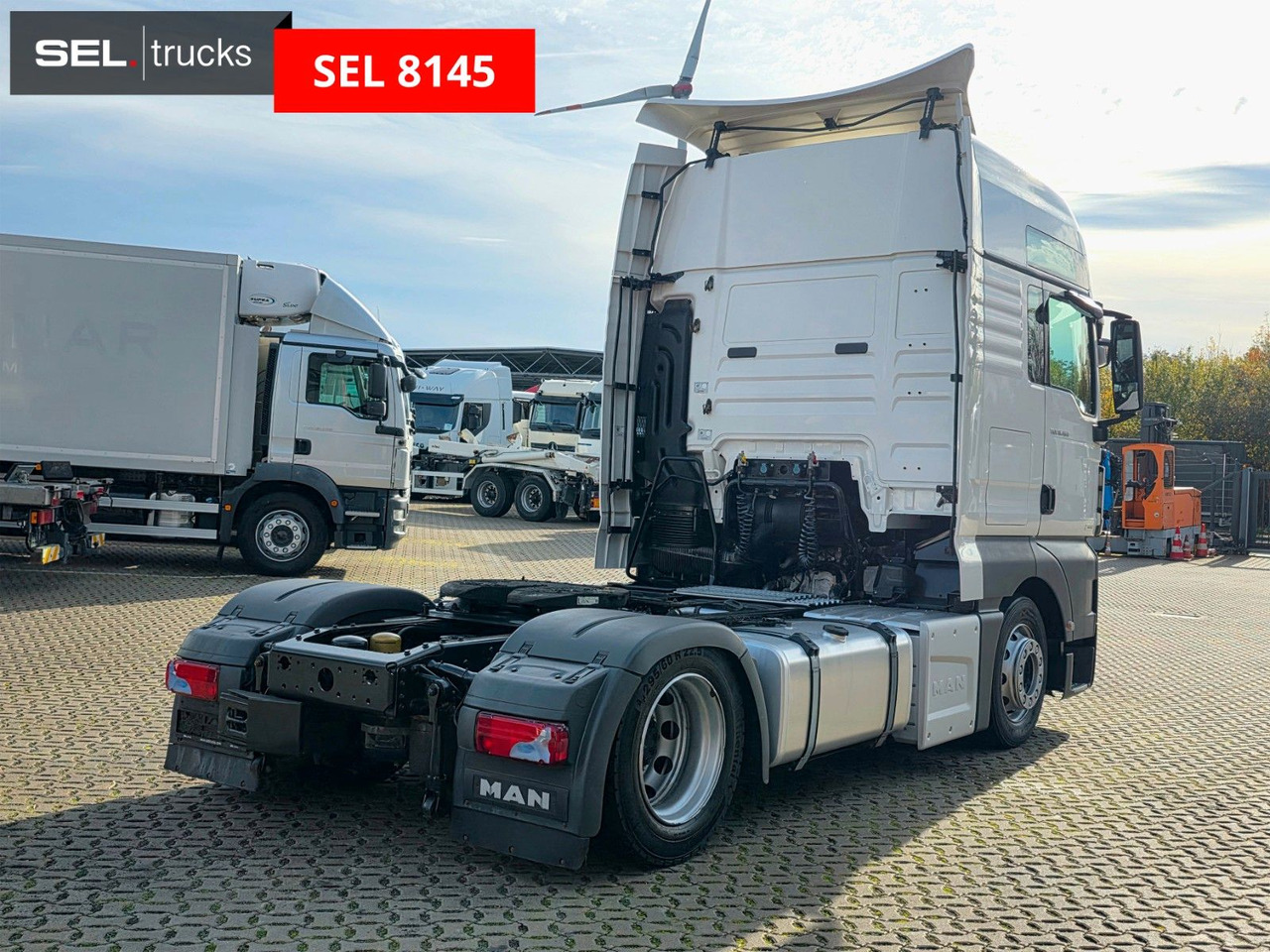 MAN TGX 18.460 LLS-U / Retarder / 2 Tanks - Trekker: afbeelding 5 MAN TGX 18.460 LLS-U / Retarder / 2 Tanks - Trekker: afbeelding 5