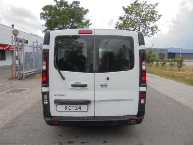 Nissan NV 300 - Bus: afbeelding 5 Nissan NV 300 - Bus: afbeelding 5