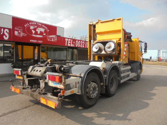 DAF 75.240 75 240 6X2 - Vuilniswagen: afbeelding 3 DAF 75.240 75 240 6X2 - Vuilniswagen: afbeelding 3