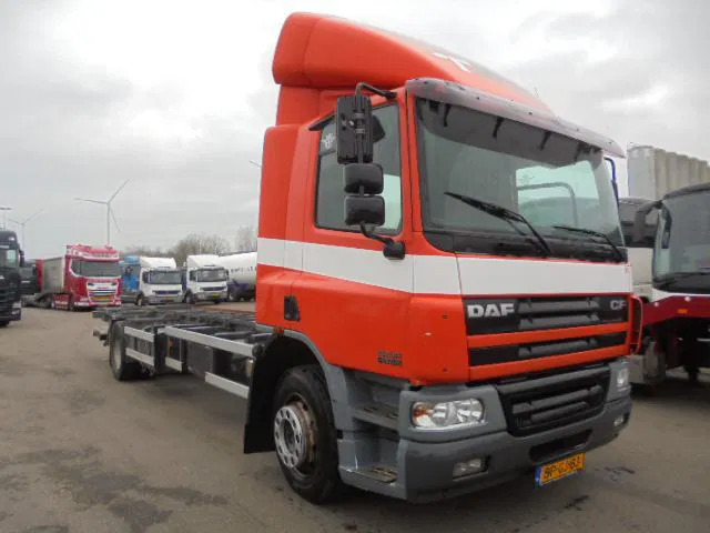 DAF CF 180 - Bakwagen: afbeelding 3 DAF CF 180 - Bakwagen: afbeelding 3