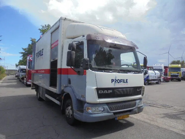 DAF LF 45 150 NL TRUCK SERVICE TRUCK SERVICE TRUCK MET COMPRESSOR - Bakwagen: afbeelding 5 DAF LF 45 150 NL TRUCK SERVICE TRUCK SERVICE TRUCK MET COMPRESSOR - Bakwagen: afbeelding 5