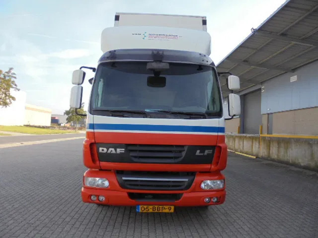 DAF LF 45 - Schuifzeilen vrachtwagen: afbeelding 2 DAF LF 45 - Schuifzeilen vrachtwagen: afbeelding 2