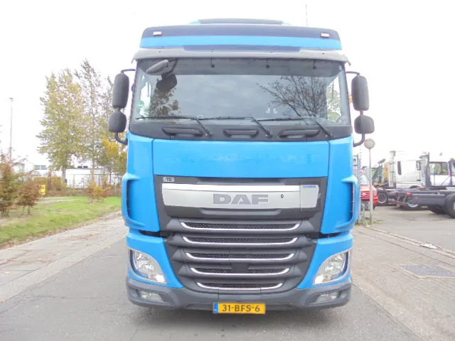 DAF XF 410 6X2 NL TRUCK TUV 03-26 - Schuifzeilen vrachtwagen: afbeelding 2 DAF XF 410 6X2 NL TRUCK TUV 03-26 - Schuifzeilen vrachtwagen: afbeelding 2