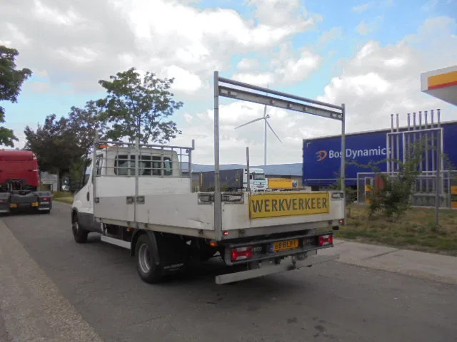 Iveco Daily 70 C18 + NL KENTEKEN APK TOT 19-07-2026 - Vrachtwagen met open laadbak: afbeelding 5 Iveco Daily 70 C18 + NL KENTEKEN APK TOT 19-07-2026 - Vrachtwagen met open laadbak: afbeelding 5