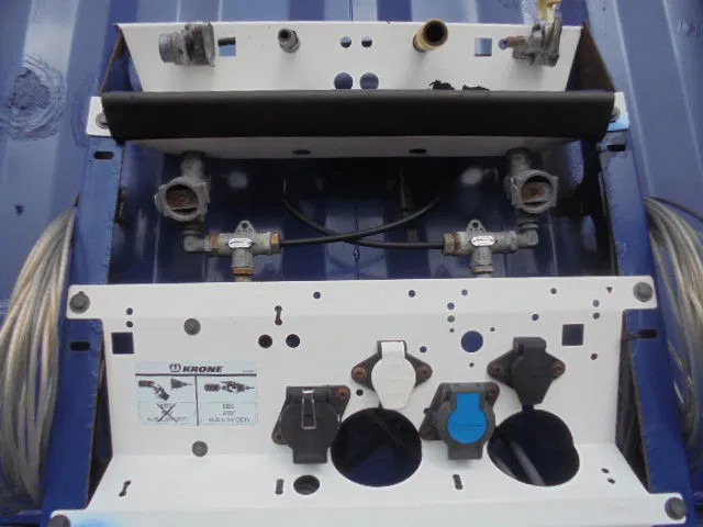 Schuifzeiloplegger Krone SD Nl kenteken 25 in stock: afbeelding 8 Schuifzeiloplegger Krone SD Nl kenteken 25 in stock: afbeelding 8