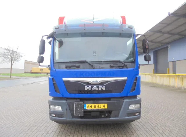 MAN TGM 12.250 NL TRUCK TUV 06-26 - Bakwagen: afbeelding 2 MAN TGM 12.250 NL TRUCK TUV 06-26 - Bakwagen: afbeelding 2