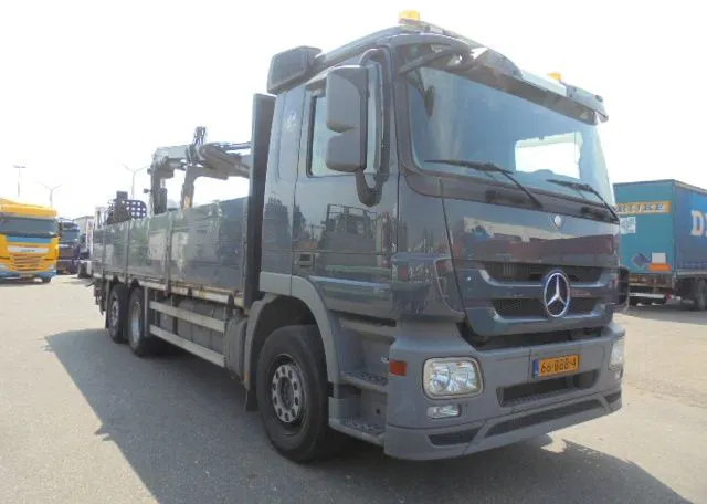 Mercedes-Benz Actros 2532 NL TRUCK - Kraanwagen: afbeelding 2 Mercedes-Benz Actros 2532 NL TRUCK - Kraanwagen: afbeelding 2