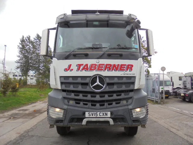 Mercedes-Benz Arocs 3240 K 8X4 - Kipper vrachtwagen: afbeelding 2 Mercedes-Benz Arocs 3240 K 8X4 - Kipper vrachtwagen: afbeelding 2