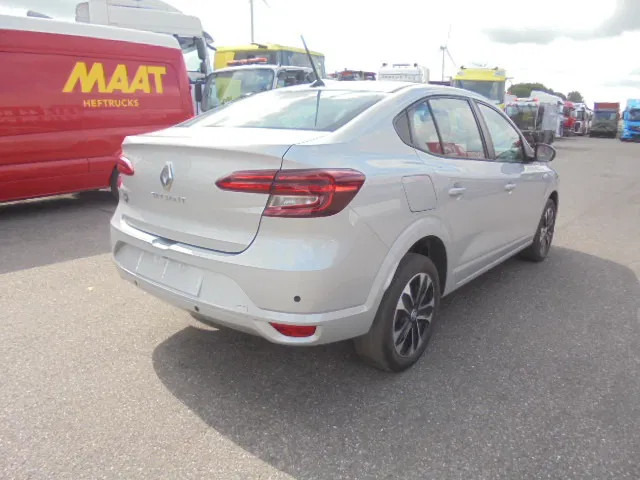 Renault Taliant 1.0 TURBO NEW TAX FREE - Sedan: afbeelding 5 Renault Taliant 1.0 TURBO NEW TAX FREE - Sedan: afbeelding 5
