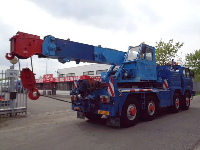 Tatra T 815 8X8 EX AMRY - Bergingsvoertuig: afbeelding 3 Tatra T 815 8X8 EX AMRY - Bergingsvoertuig: afbeelding 3