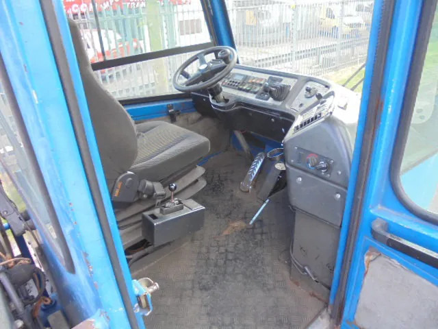 Terminal trekker Terberg YT 182 + REGISTRATION: afbeelding 9 Terminal trekker Terberg YT 182 + REGISTRATION: afbeelding 9