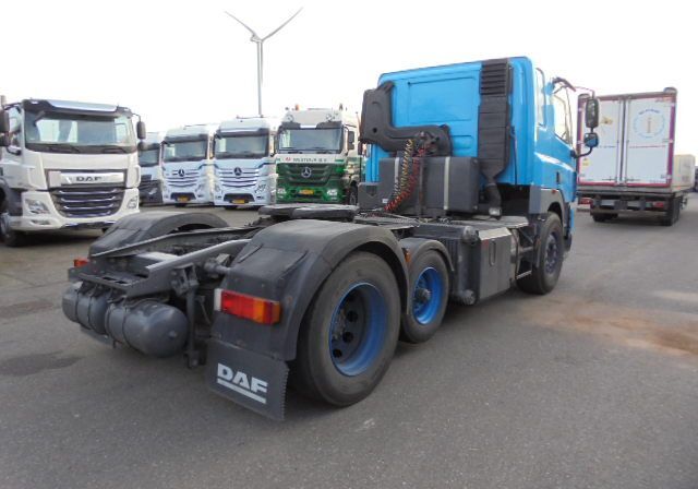 DAF 85.410 FTP -410 6X2 COMPRESSOR - Trekker: afbeelding 4 DAF 85.410 FTP -410 6X2 COMPRESSOR - Trekker: afbeelding 4