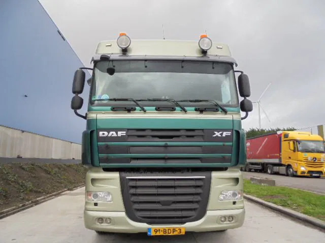 DAF XF 105.460 6X2 RETARDER NL TRUCK - Trekker: afbeelding 2 DAF XF 105.460 6X2 RETARDER NL TRUCK - Trekker: afbeelding 2