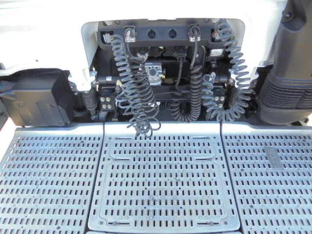 DAF XF 440 125XDAF 106 TRACTOR HEAD IN STOCK - Trekker: afbeelding 5 DAF XF 440 125XDAF 106 TRACTOR HEAD IN STOCK - Trekker: afbeelding 5