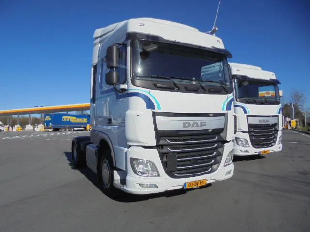 DAF XF 440 125XDAF 106 TRACTOR HEAD IN STOCK - Trekker: afbeelding 3 DAF XF 440 125XDAF 106 TRACTOR HEAD IN STOCK - Trekker: afbeelding 3