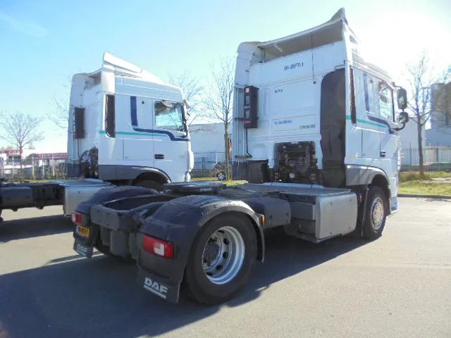 DAF XF 440 125XDAF 106 TRACTOR HEAD IN STOCK - Trekker: afbeelding 5 DAF XF 440 125XDAF 106 TRACTOR HEAD IN STOCK - Trekker: afbeelding 5