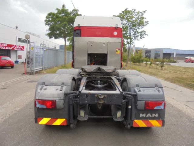 MAN TGX 33.480 6X4 Manual Gearbox Retarder - Trekker: afbeelding 5 MAN TGX 33.480 6X4 Manual Gearbox Retarder - Trekker: afbeelding 5